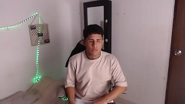 Dylan horny online show from October 9, 2025, 12:38 pm