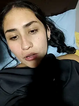 YoungHearXX online show from October 8, 2025, 3:19 am