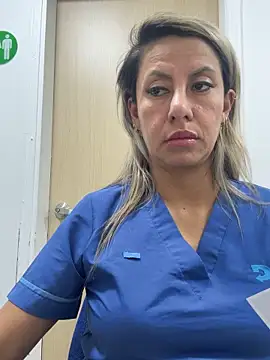 GisellTorres36 online show from December 3, 2025, 7:02 pm