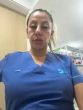 GisellTorres36 online show from October 3, 2025, 5:58 pm