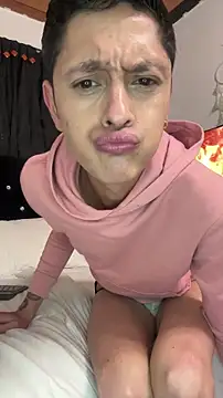 Tyler cat online show from October 19, 2025, 4:32 pm