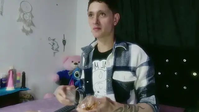 Tyler cat online show from February 2, 2026, 2:49 pm