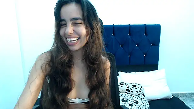 solarboom18 online show from October 18, 2025, 7:16 pm