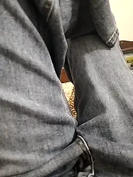 Lili 2love online show from October 27, 2025, 12:55 am