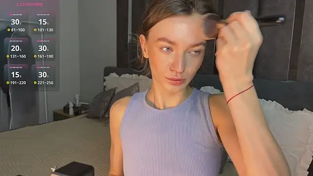 EvaToniz online show from January 11, 2026, 1:12 am