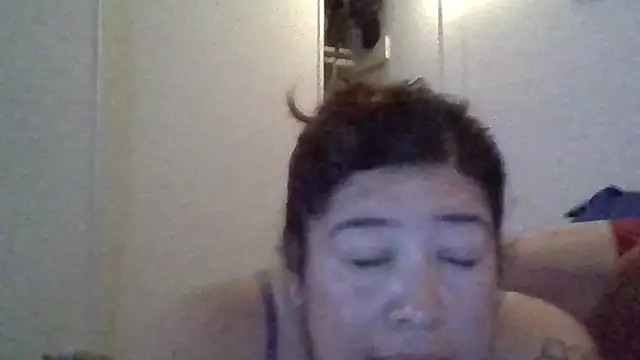 Snapshot of Foxxxy08 chatting on November 11, 2025, 6:19 am Foxxxy08 online show from November 11, 2025, 6:19 am