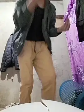 Snapshot of DanielTorres1 chatting on February 10, 2026, 3:05 am DanielTorres1 online show from February 10, 2026, 3:05 am