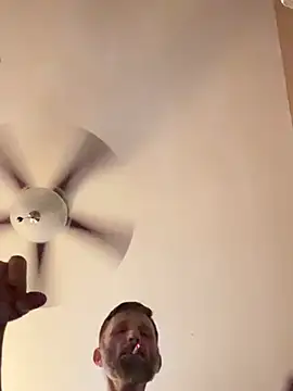 Snapshot of beastmaster504 chatting on March 4, 2026, 10:39 pm beastmaster504 online show from March 4, 2026, 10:39 pm