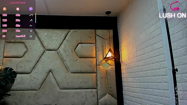 Snapshot of Julieta_Slav3 chatting on March 31, 2026, 9:28 pm Julieta Slav3 online show from March 31, 2026, 9:28 pm