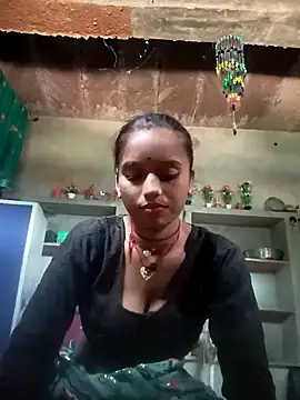 Snapshot of Cuty_kanchna chatting on October 9, 2025, 6:14 am Cuty kanchna online show from October 9, 2025, 6:14 am