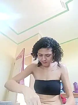 Larissinhamm online show from October 17, 2025, 5:59 pm