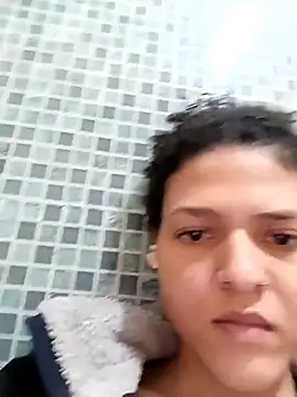 Larissinhamm online show from October 23, 2025, 2:32 am