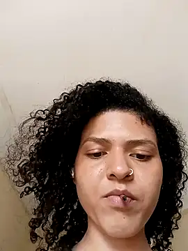 Larissinhamm online show from October 12, 2025, 4:19 pm