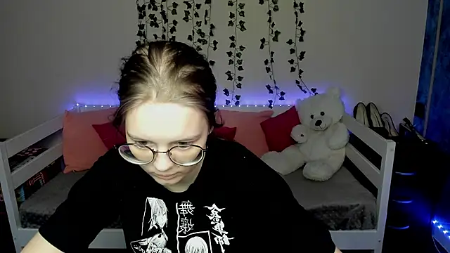 shy elina01 online show from October 15, 2025, 10:34 am