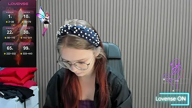 shy elina01 online show from October 5, 2025, 10:28 am