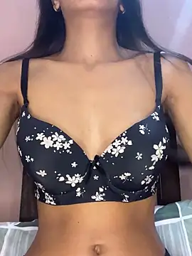 Snapshot of Hotty_kaira chatting on November 23, 2025, 4:39 pm Hotty kaira online show from November 23, 2025, 4:39 pm