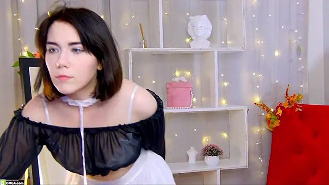 Kelly foox online show from November 26, 2025, 8:03 am