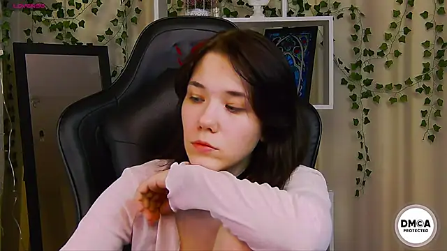 Kelly foox online show from January 12, 2026, 12:01 pm