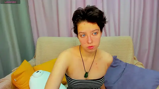 Sara Frayer online show from November 12, 2025, 1:10 am