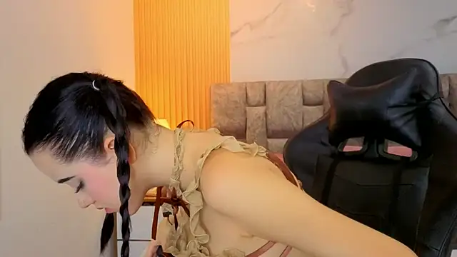 angel  kiss online show from April 9, 2026, 11:27 am