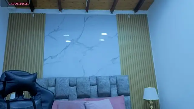 angel  kiss online show from March 22, 2026, 11:45 am