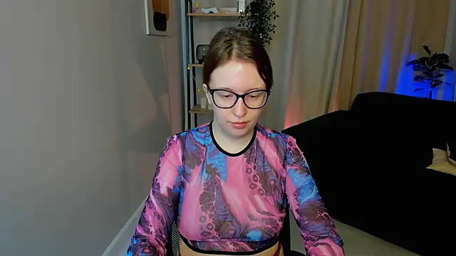 arizzzona online show from October 17, 2025, 5:33 am