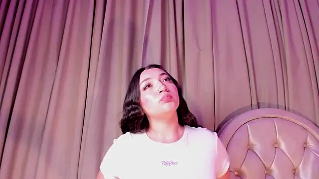 LilithEsme online show from February 17, 2026, 12:52 am