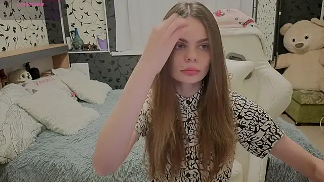 Snapshot of xAlisontiny chatting on June 13, 2026, 11:45 pm xAlisontiny online show from June 13, 2026, 11:45 pm
