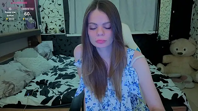 Snapshot of xAlisontiny chatting on July 17, 2026, 11:02 pm xAlisontiny online show from July 17, 2026, 11:02 pm