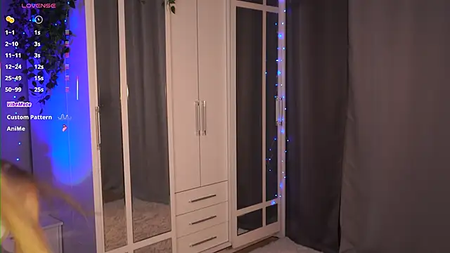 CelestaDicorcia online show from October 14, 2025, 7:47 pm