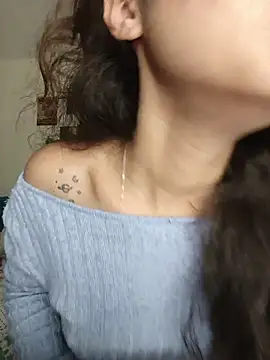 Snapshot of caramel_doll__ chatting on November 26, 2025, 11:49 pm caramel doll online show from November 26, 2025, 11:49 pm