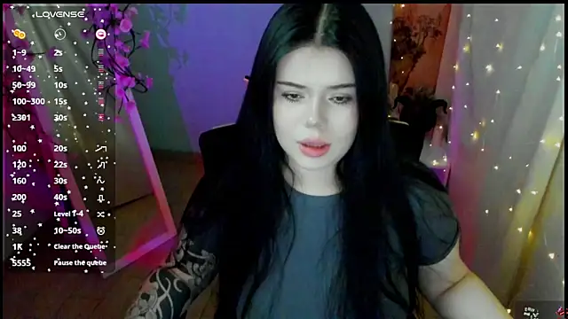 Snapshot of Mona_Esty chatting on April 27, 2026, 6:11 am Mona Esty online show from April 27, 2026, 6:11 am