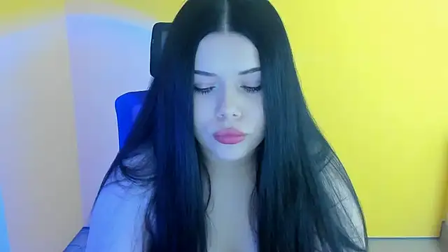 Mona Esty online show from October 15, 2025, 5:21 pm