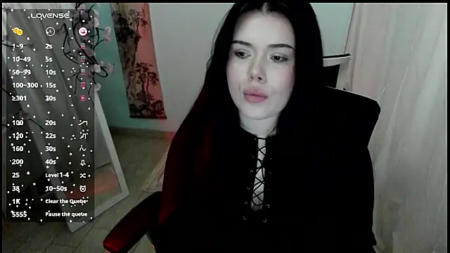 Snapshot of Mona_Esty chatting on March 27, 2026, 7:06 am Mona Esty online show from March 27, 2026, 7:06 am