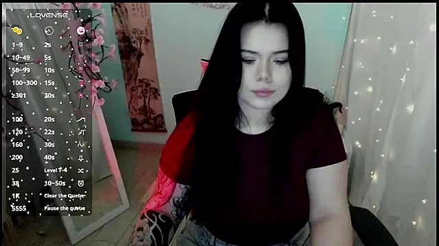 Snapshot of Mona_Esty chatting on March 28, 2026, 7:09 am Mona Esty online show from March 28, 2026, 7:09 am