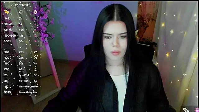 Snapshot of Mona_Esty chatting on May 5, 2026, 12:30 pm Mona Esty online show from May 5, 2026, 12:30 pm