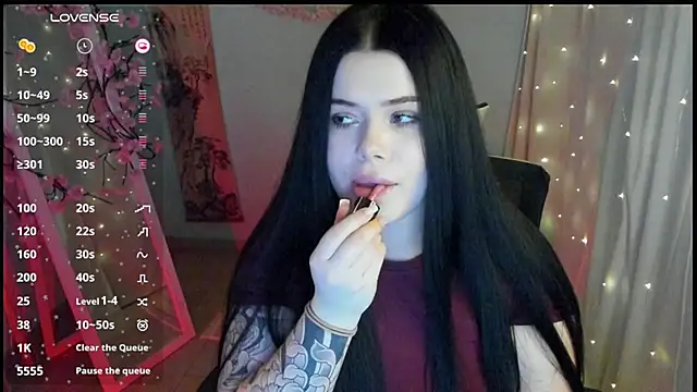 Snapshot of Mona_Esty chatting on March 14, 2026, 7:25 am Mona Esty online show from March 14, 2026, 7:25 am