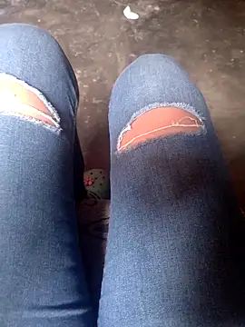 Taliavg online show from October 2, 2025, 5:49 pm