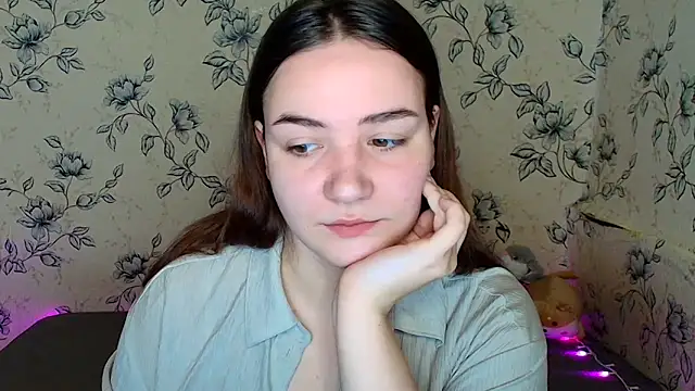 OliviaMontgommery online show from March 29, 2026, 12:40 pm