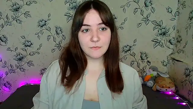 OliviaMontgommery online show from April 3, 2026, 10:22 am