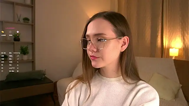 SweetSaraPie online show from March 25, 2026, 6:07 pm