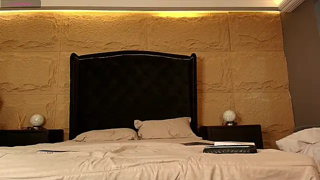 Snapshot of naomi_hill1 chatting on October 16, 2025, 8:28 pm naomi hill1 online show from October 16, 2025, 8:28 pm