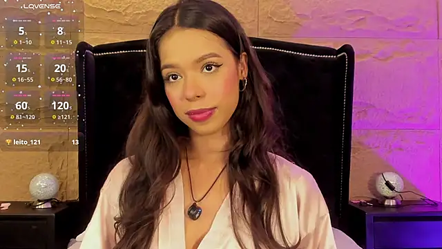 Snapshot of naomi_hill1 chatting on November 12, 2025, 10:35 pm naomi hill1 online show from November 12, 2025, 10:35 pm