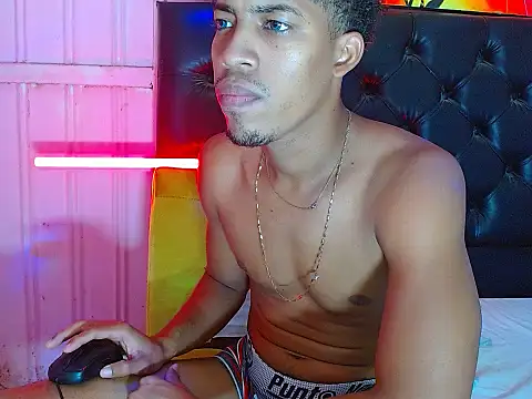 andreswj bigcock23 online show from October 11, 2025, 6:58 am