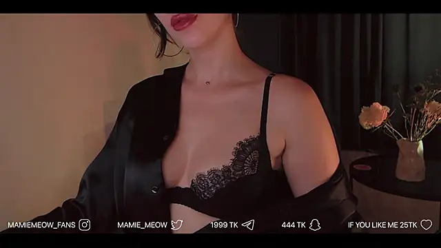 Mamiemeow online show from June 5, 2026, 2:01 pm