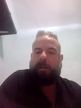 Snapshot of kikecastella chatting on October 22, 2025, 11:03 pm kikecastella online show from October 22, 2025, 11:03 pm