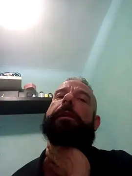 Snapshot of kikecastella chatting on October 29, 2025, 4:06 pm kikecastella online show from October 29, 2025, 4:06 pm