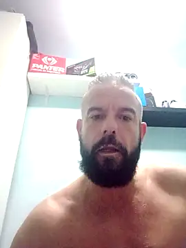 Snapshot of kikecastella chatting on October 2, 2025, 11:41 pm kikecastella online show from October 2, 2025, 11:41 pm