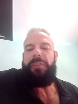 Snapshot of kikecastella chatting on October 25, 2025, 2:39 pm kikecastella online show from October 25, 2025, 2:39 pm