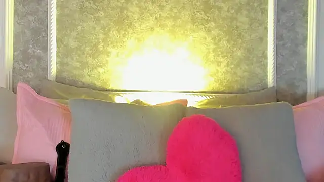  victoriaa  lois online show from November 2, 2025, 1:21 am